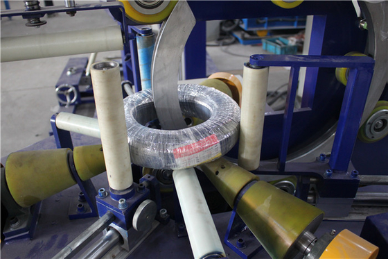PLC Control Electric Cable Coil Packing Machine Protecting Goods  GW200 8m/Min Roller Speed