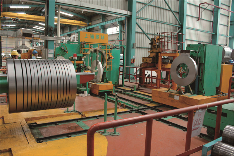 380V 50Hz Steel Coil Wrapping Line OD800-1500mm With Turnstile Tilting Machine